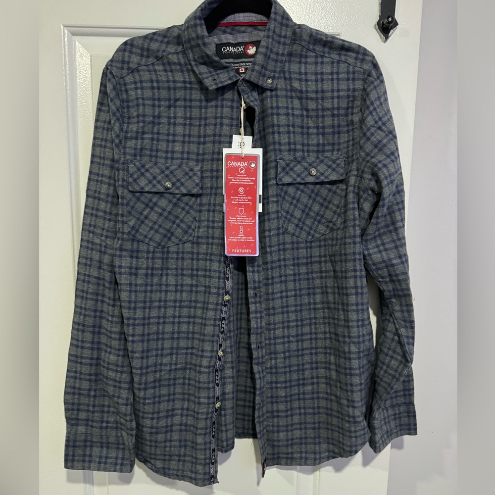 Canada WeatherTech Plaid Flannel Shirt Size M
